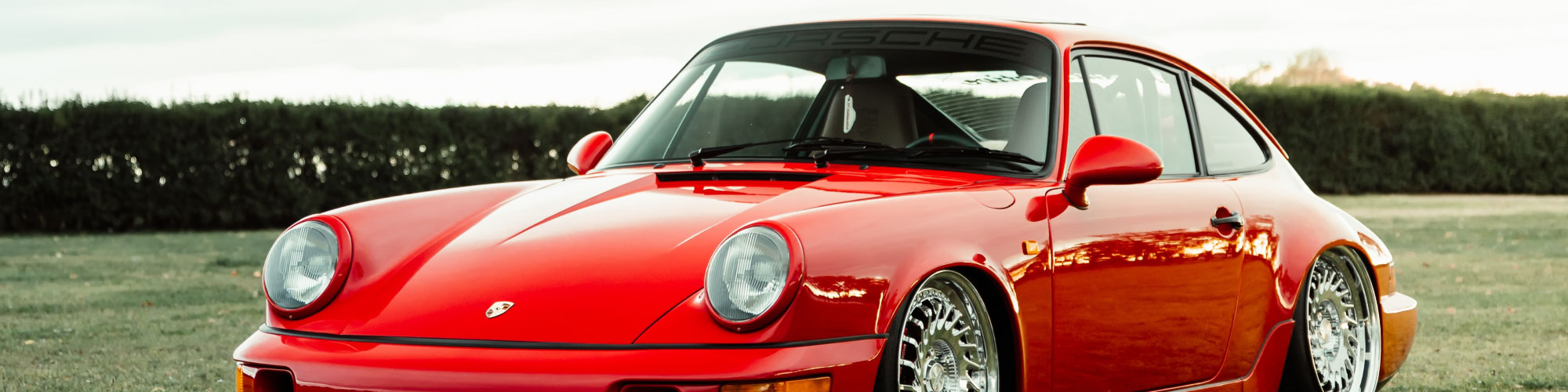 Porsche 964 guards red Buyers guide